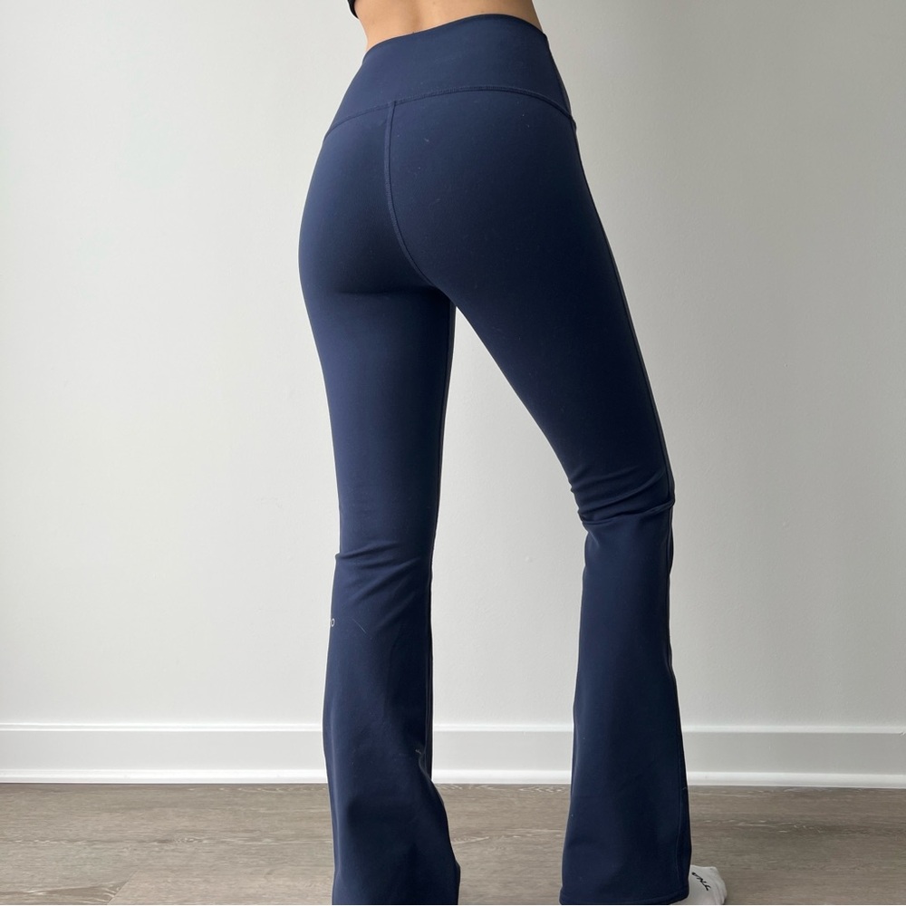 ALO Yoga Airbrush High-Waist True Navy Blue Bootcut Yoga Leggings Pants Size XS